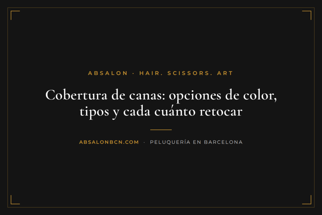 Mujer con canas durante un servicio de coloración en peluquería